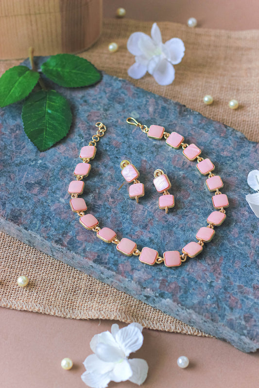 Peach Stone Choker Necklace Set