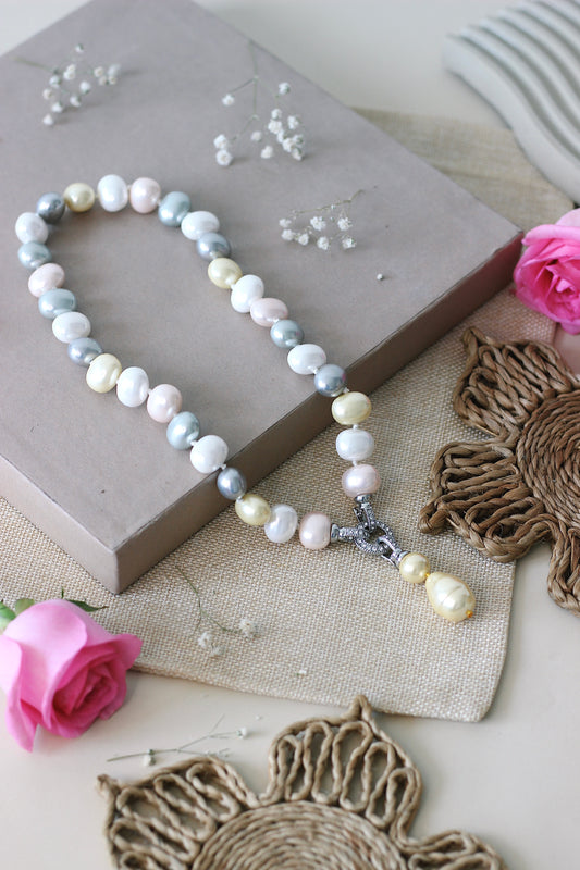 Yellow & Grey Shell Pearl Necklace